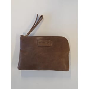 LOMMEBOK BECKMANN COGNAC LITEN CLUTCH 1841